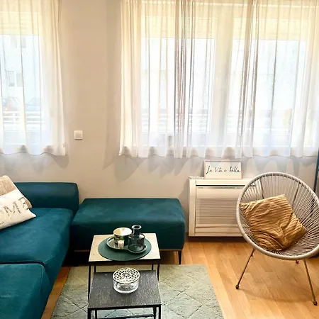 公寓 Cozy On Location With Private Parking *