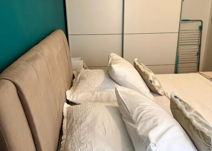 Apartment Cozy On Location With Private Parking *