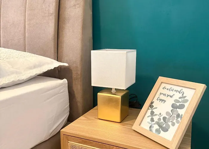 Cozy On Location With Private Parking